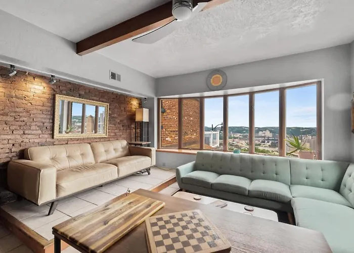 Apartment Breathtaking View 1 Bed Stylish & Serene *