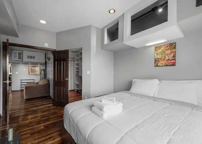 Apartment Breathtaking View 1 Bed Stylish & Serene