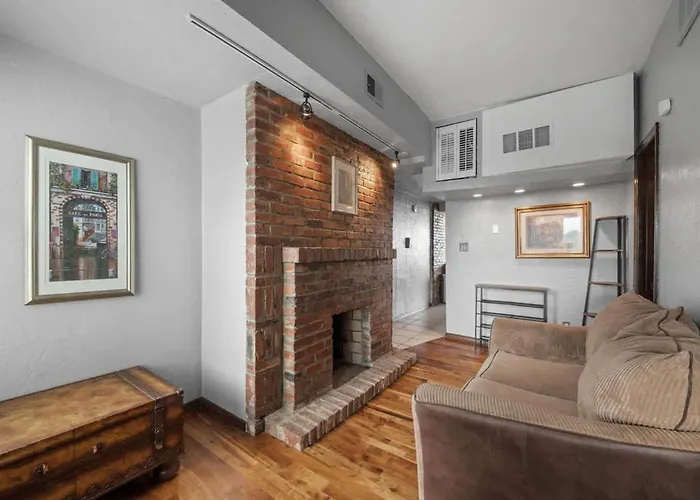 Apartment Breathtaking View 1 Bed Stylish & Serene *